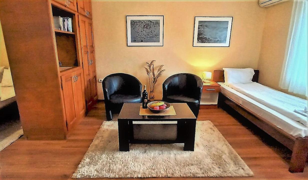 Castellamare Residence Petrovac Luaran gambar