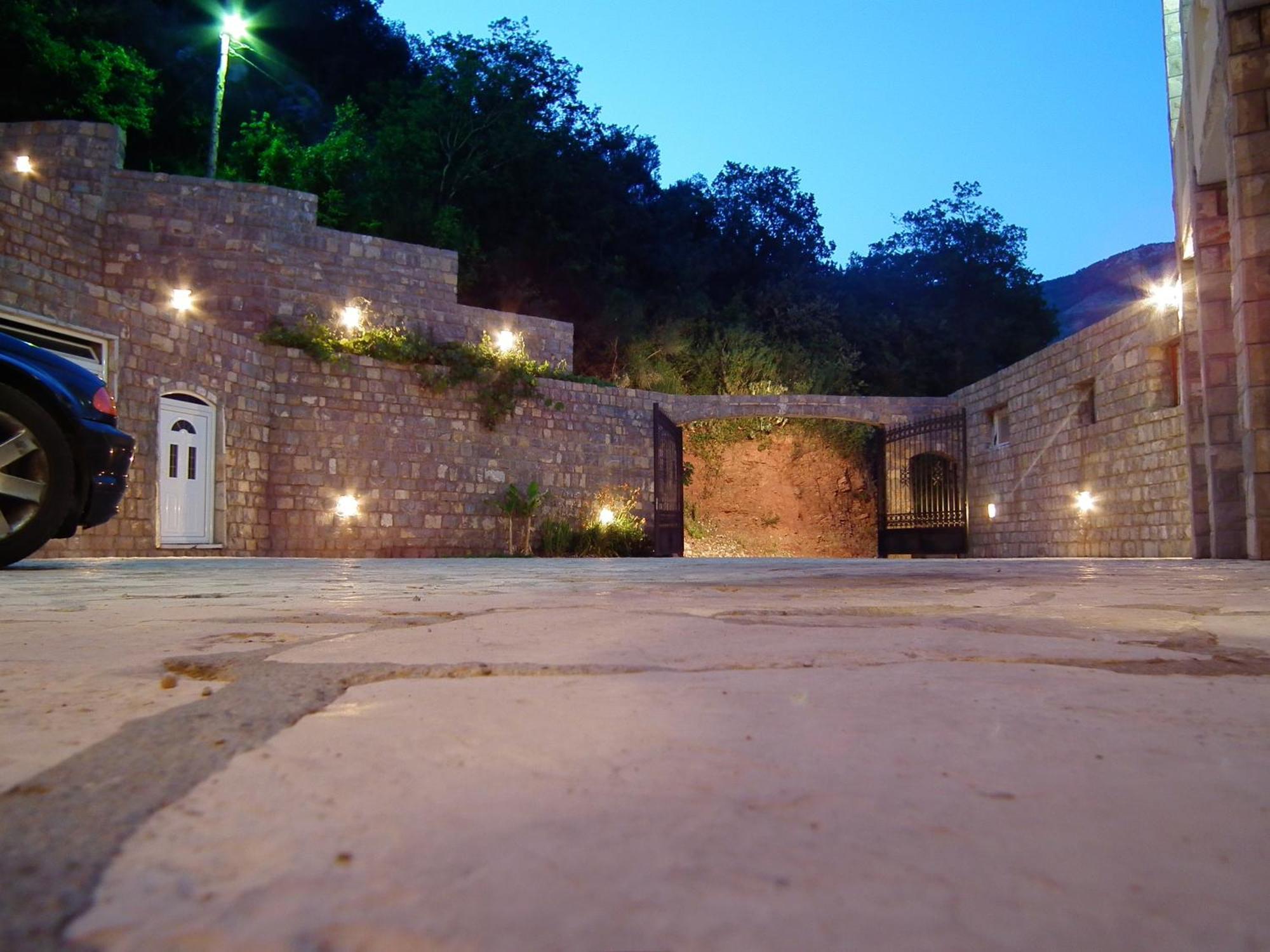 Castellamare Residence Petrovac Luaran gambar