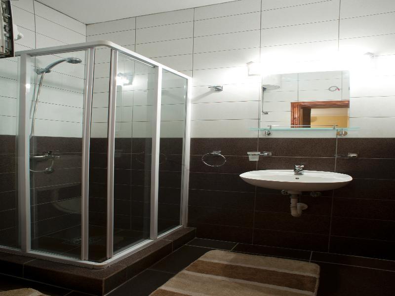 Castellamare Residence Petrovac Luaran gambar