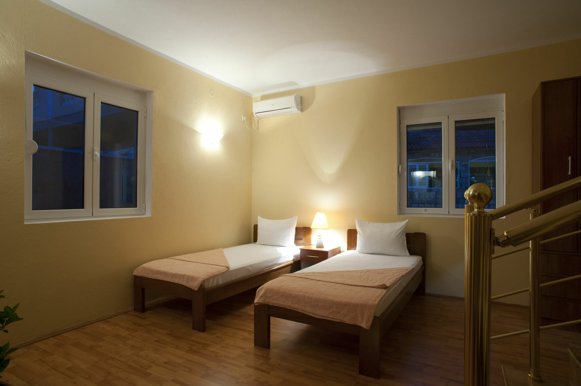 Castellamare Residence Petrovac Luaran gambar